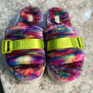 UGG Fluffita Pixelate-W size 8 Never worn new w/o box